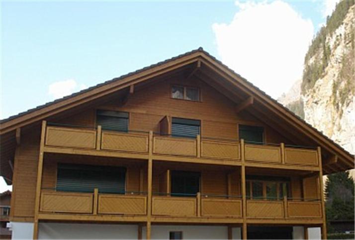 Ferienwohnung Charming Penthouse Lauterbrunnen Exterior foto